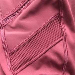 Size 8 lululemon luxtreme legging